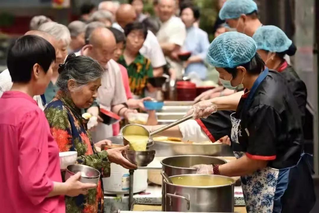 紅馬甲集團(tuán)